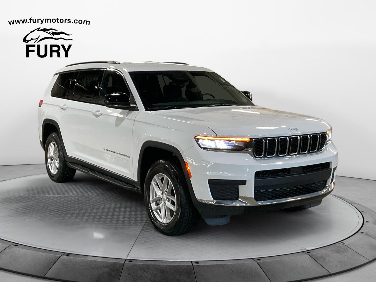2025 Jeep Grand Cherokee L Laredo 4x4