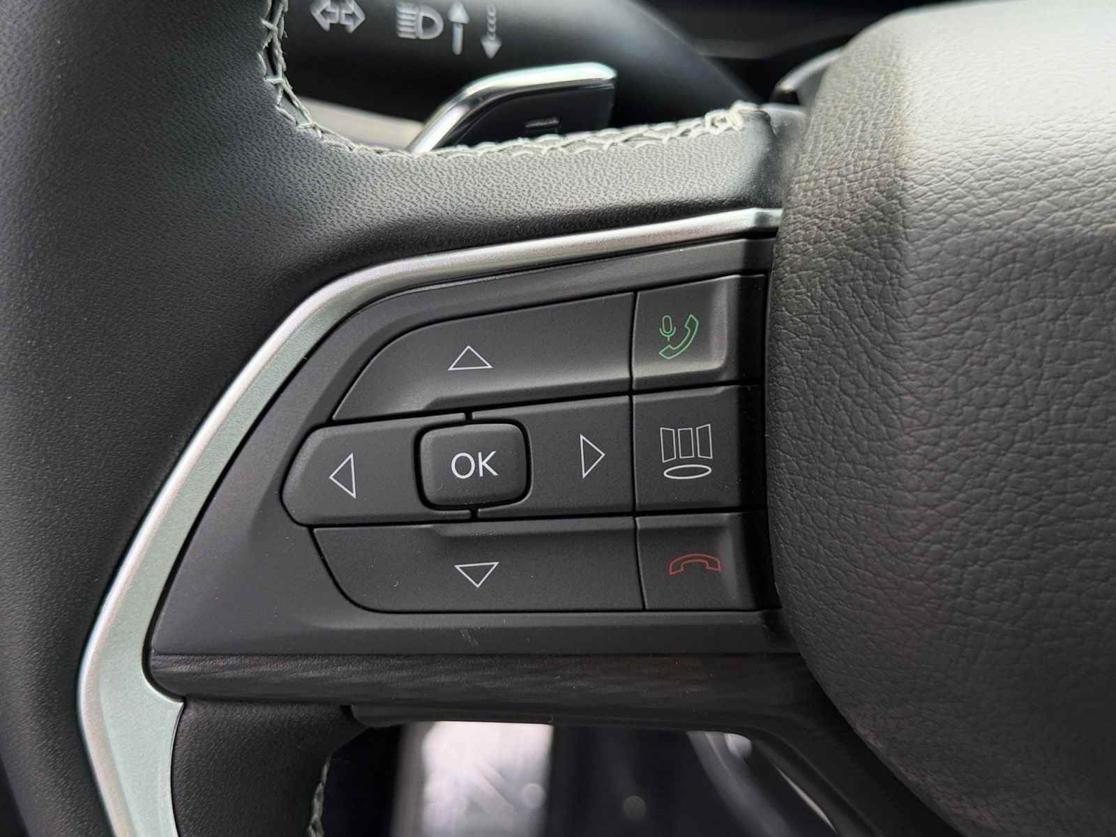 2026 Jeep Grand Cherokee L Laredo