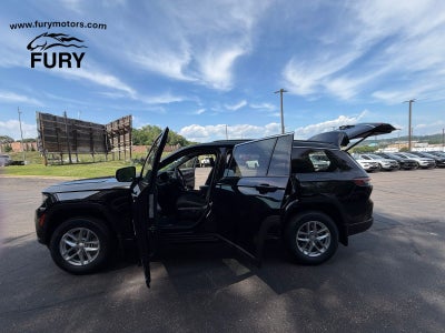 2026 Jeep Grand Cherokee L Laredo