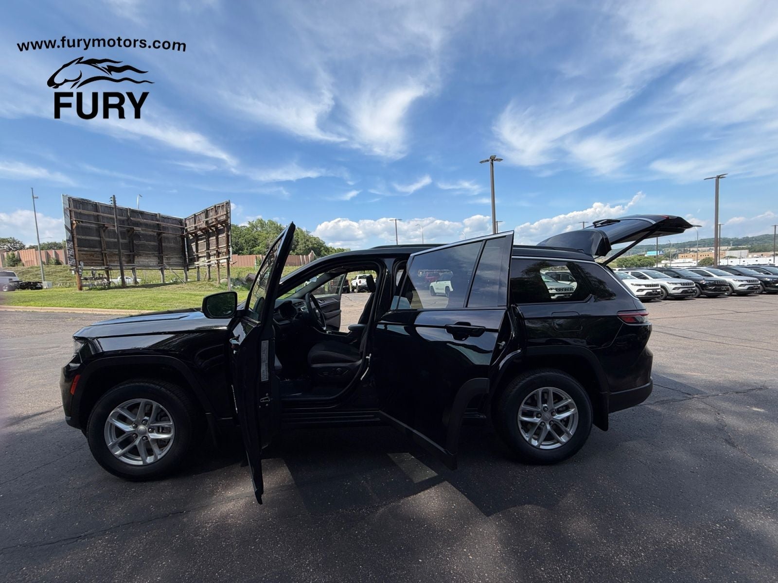 2026 Jeep Grand Cherokee L Laredo