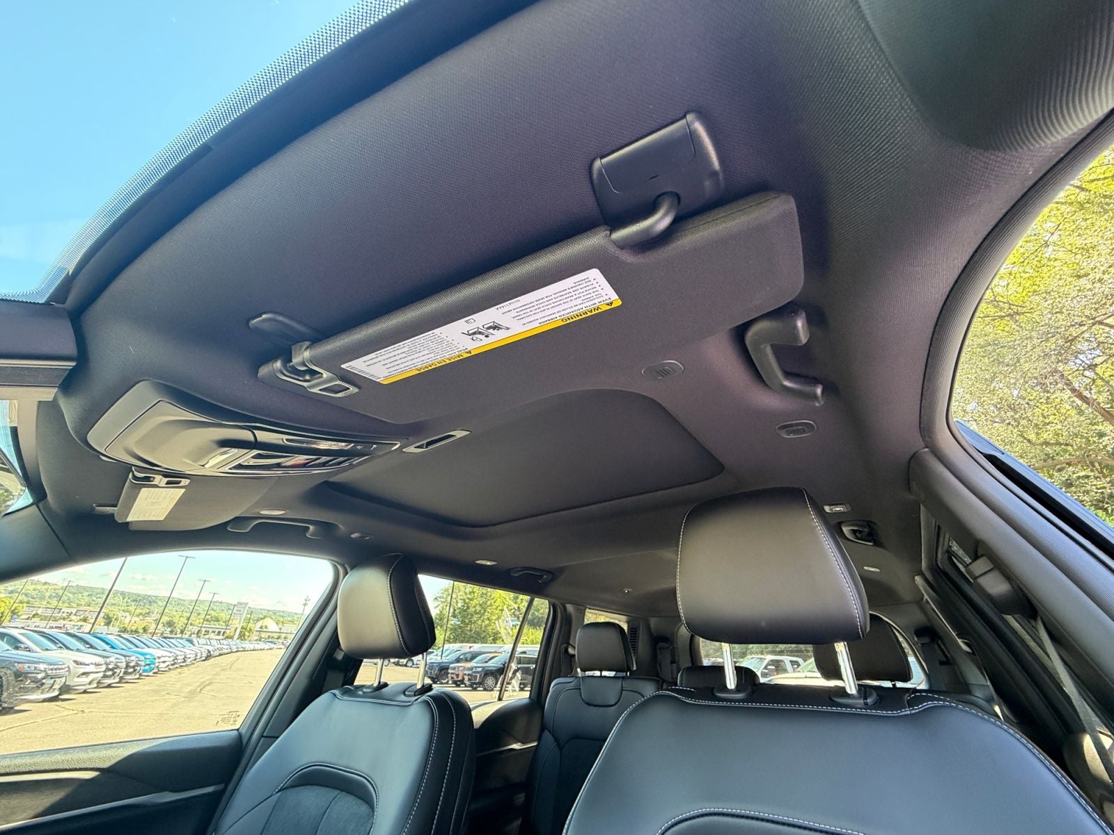 2027 Jeep Grand Cherokee Laredo Altitude