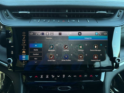 2027 Jeep Grand Cherokee Laredo Altitude