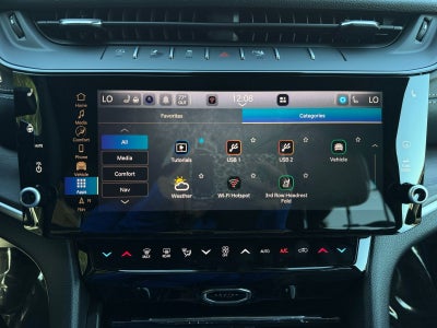 2027 Jeep Grand Cherokee Laredo Altitude