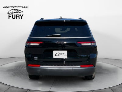 2027 Jeep Grand Cherokee Laredo Altitude