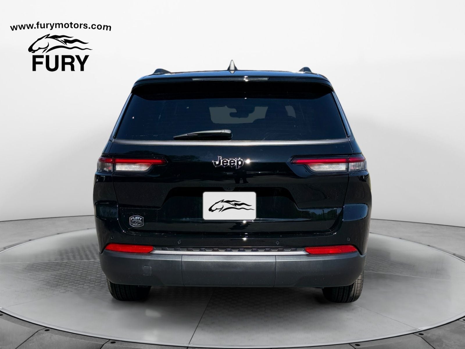 2027 Jeep Grand Cherokee Laredo Altitude
