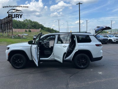 2026 Jeep Grand Cherokee GRAND CHEROKEE L LAREDO ALTITUDE 4X4