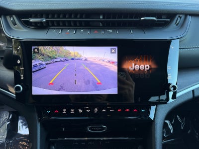 2027 Jeep Grand Cherokee GRAND CHEROKEE L LAREDO ALTITUDE 4X4