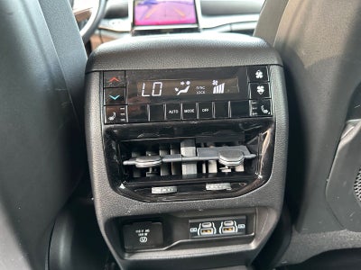 2022 Jeep Grand Cherokee L Limited 4x4