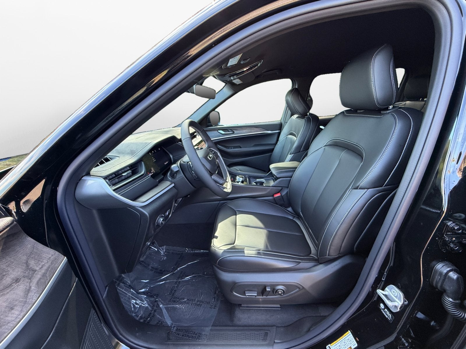 2027 Jeep Grand Cherokee GRAND CHEROKEE L LIMITED 4X4