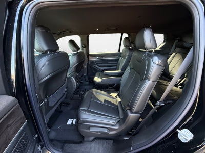 2027 Jeep Grand Cherokee GRAND CHEROKEE L LIMITED 4X4