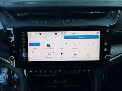 2027 Jeep Grand Cherokee GRAND CHEROKEE L LIMITED 4X4