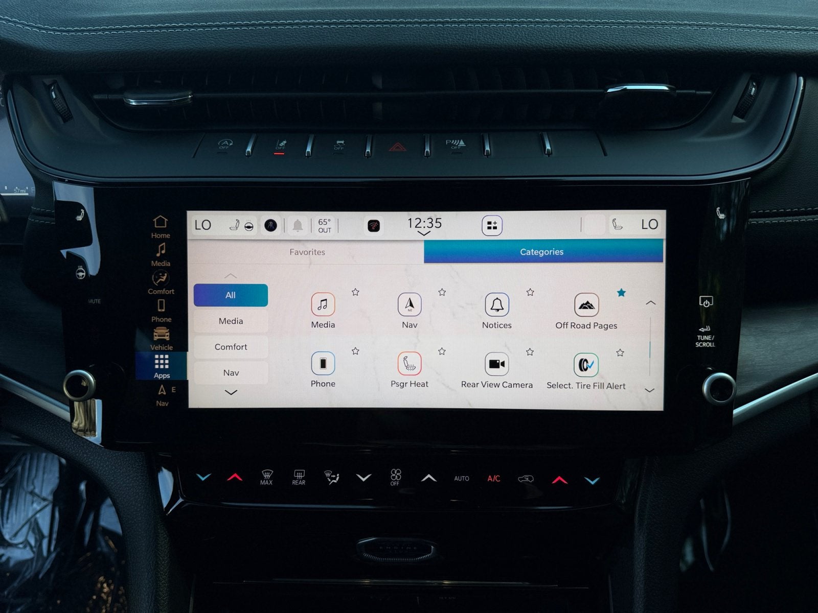 2027 Jeep Grand Cherokee GRAND CHEROKEE L LIMITED 4X4