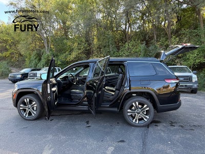 2027 Jeep Grand Cherokee GRAND CHEROKEE L LIMITED 4X4