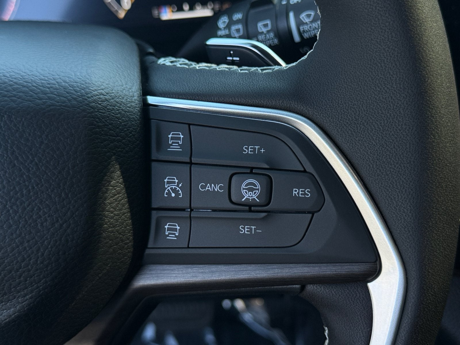 2027 Jeep Grand Cherokee GRAND CHEROKEE L LIMITED 4X4