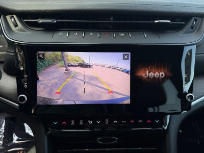 2027 Jeep Grand Cherokee Limited