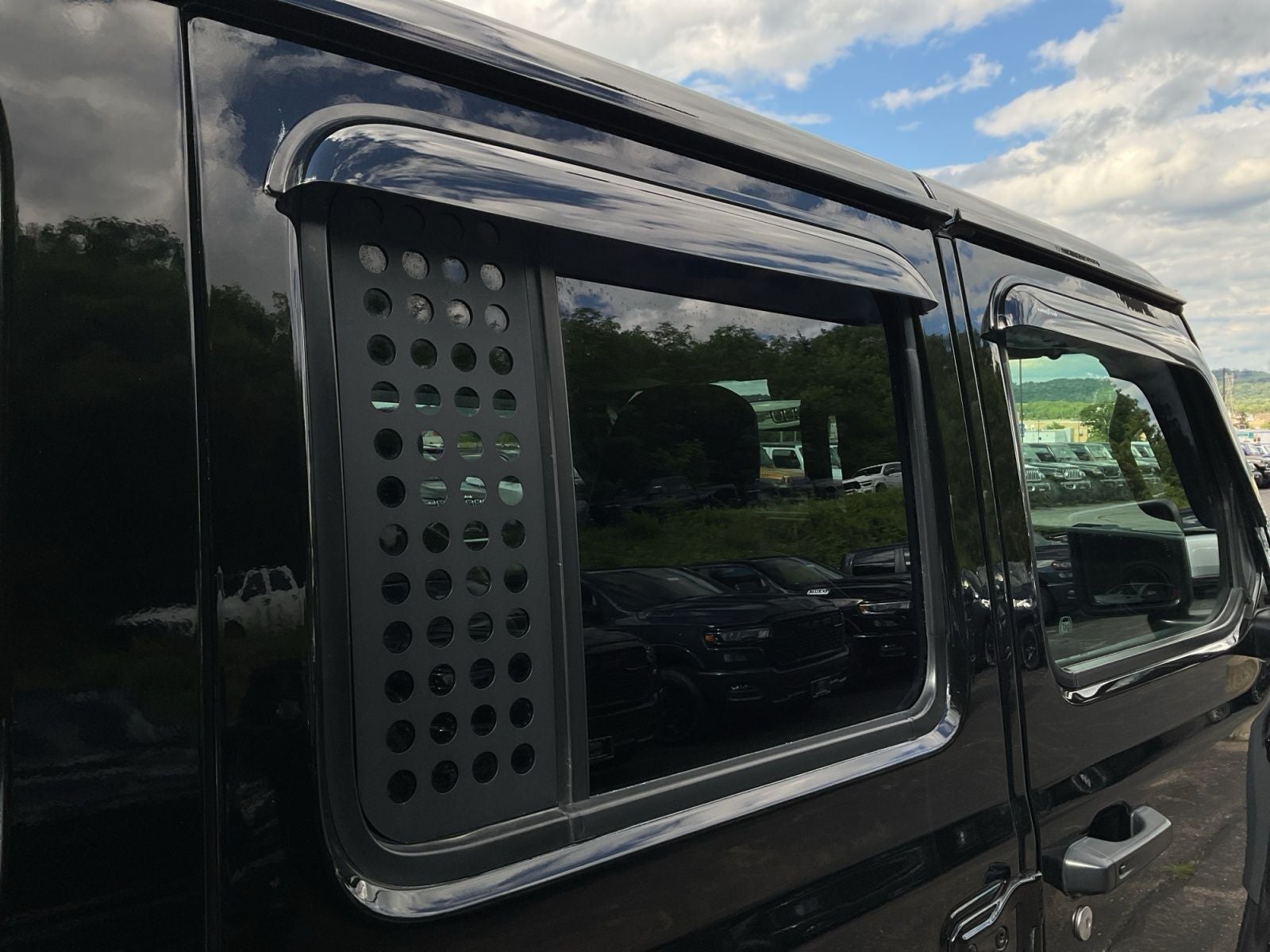 2024 Jeep Wrangler 4-Door Recon