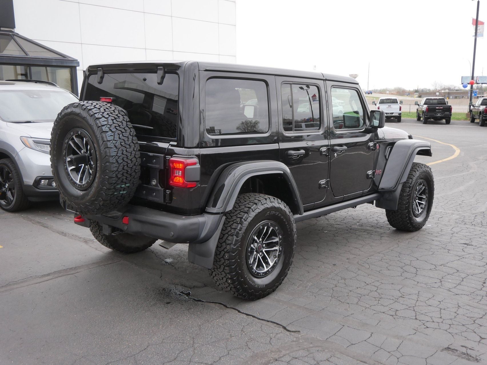 2024 Jeep Wrangler 4-Door Recon