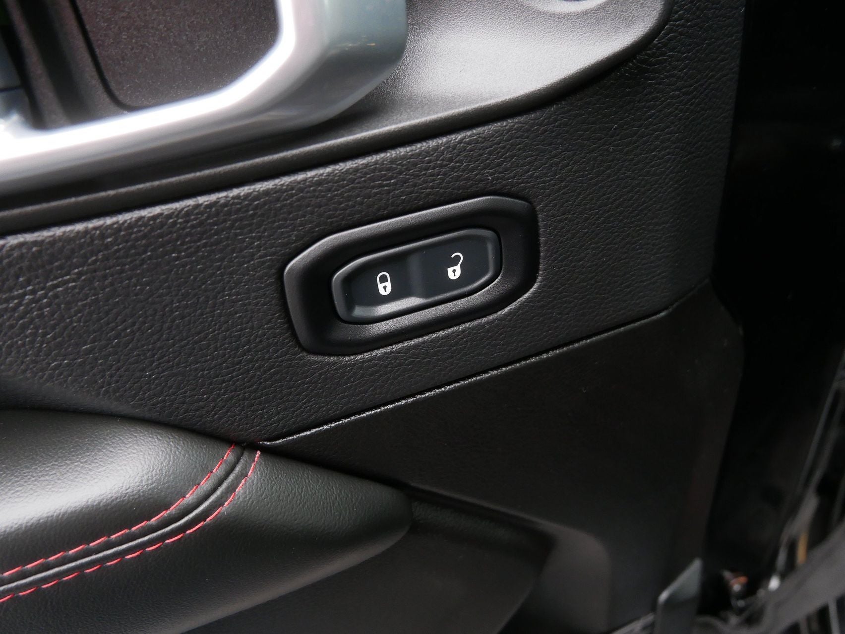 2024 Jeep Wrangler 4-Door Recon