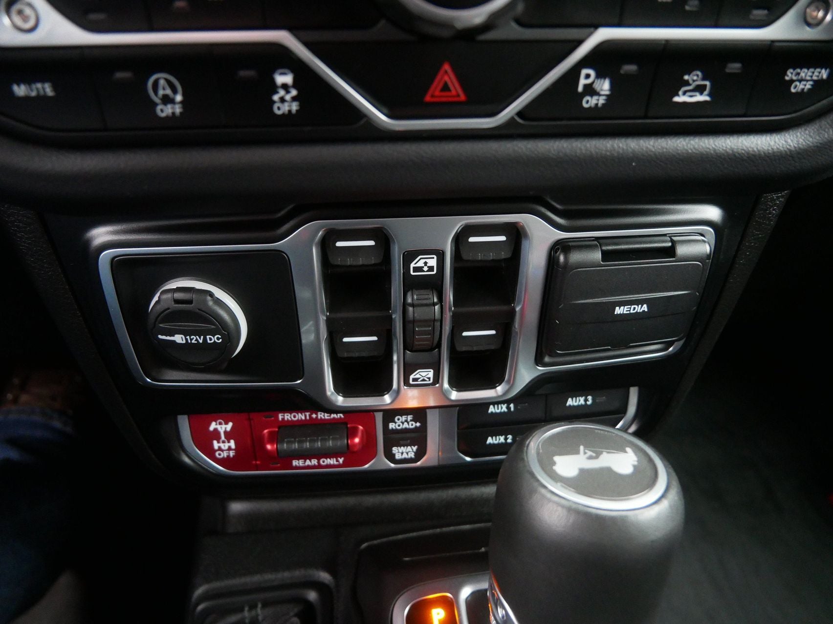 2024 Jeep Wrangler 4-Door Recon