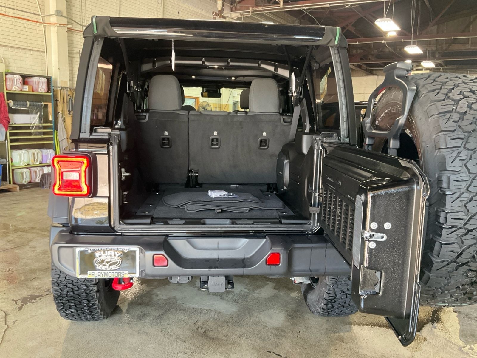 2024 Jeep Wrangler 4-Door Rubicon