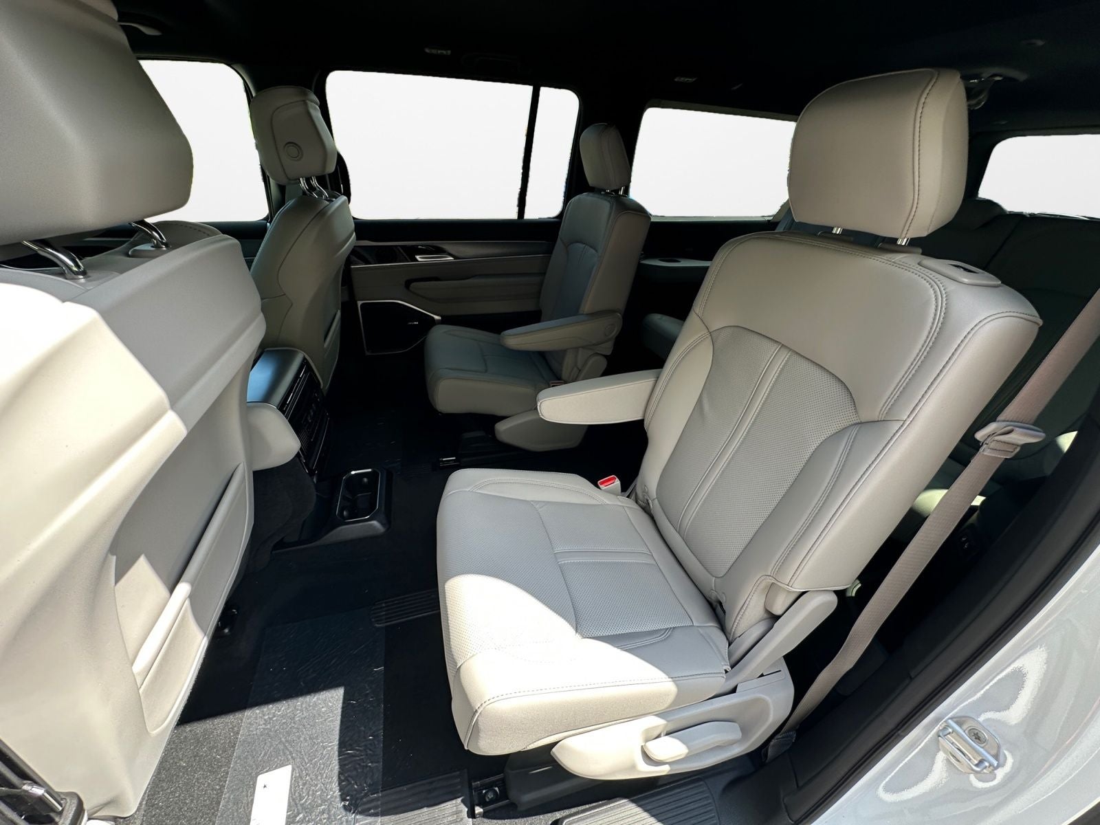 2026 Jeep Grand Wagoneer GRAND WAGONEER L 4X4