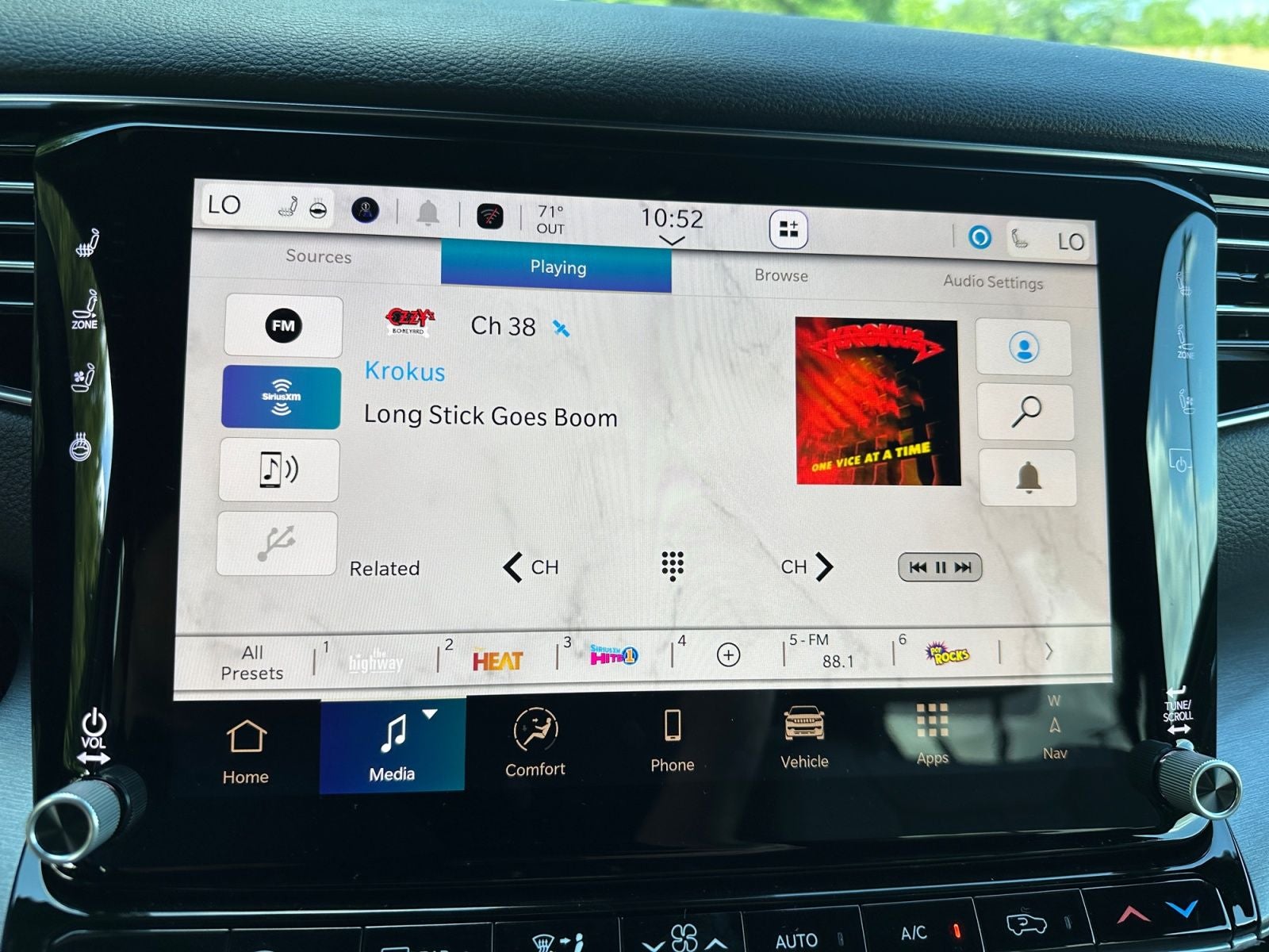 2026 Jeep Grand Wagoneer GRAND WAGONEER L 4X4
