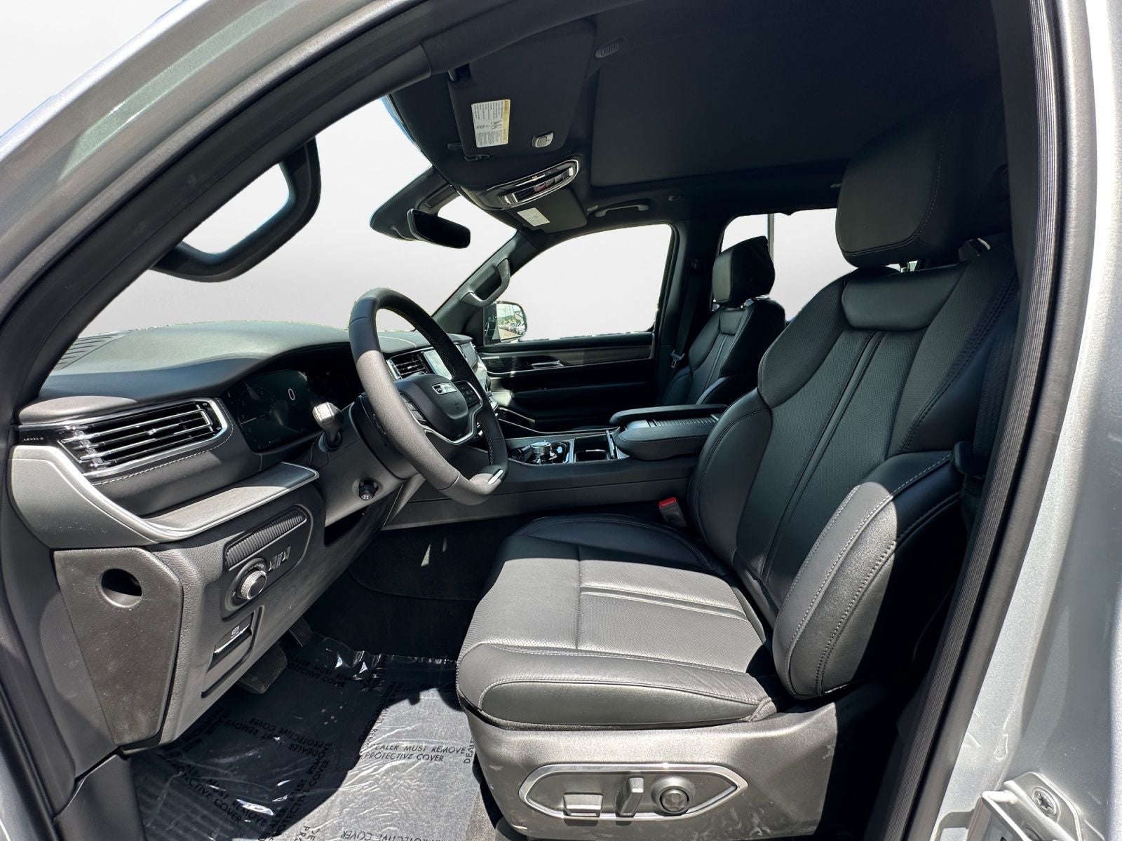 2026 Jeep Grand Wagoneer GRAND WAGONEER L LIMITED RESERVE 4X4