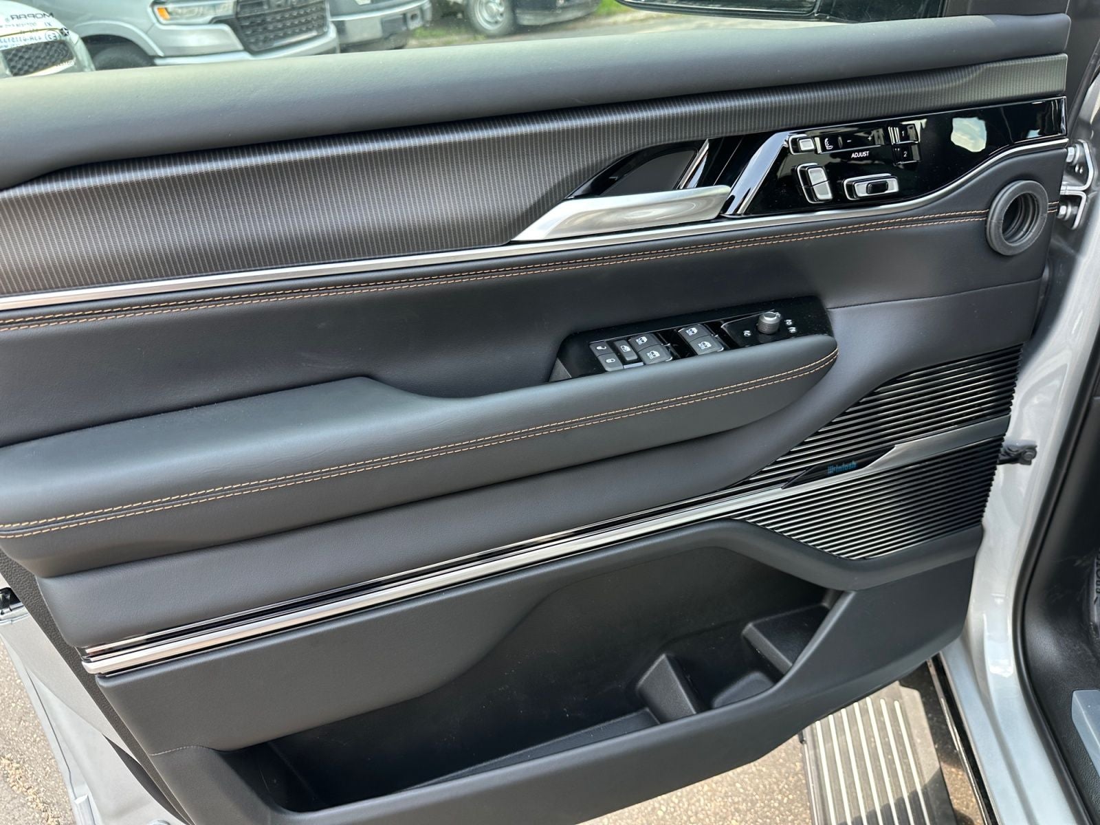 2026 Jeep Grand Wagoneer GRAND WAGONEER L SUMMIT RESERVE 4X4