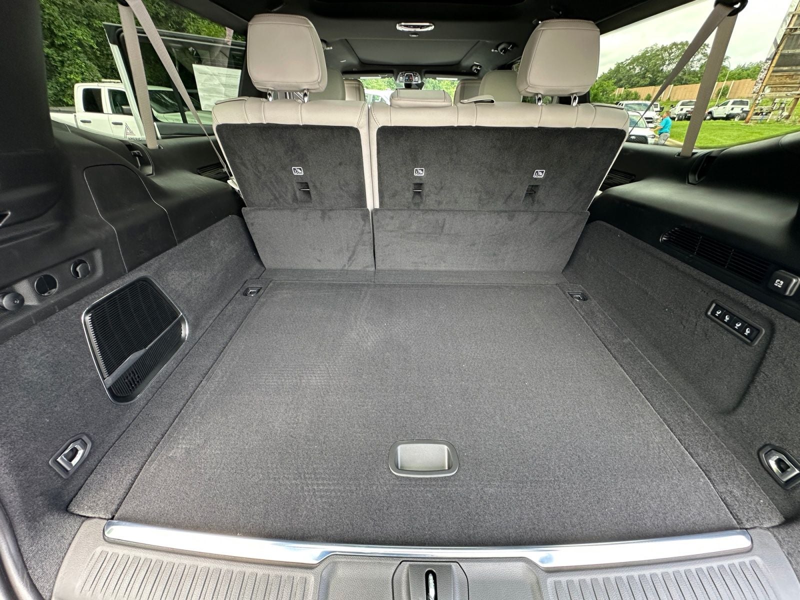 2026 Jeep Grand Wagoneer L Summit Obsidian