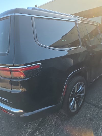 2022 Jeep Wagoneer Series III