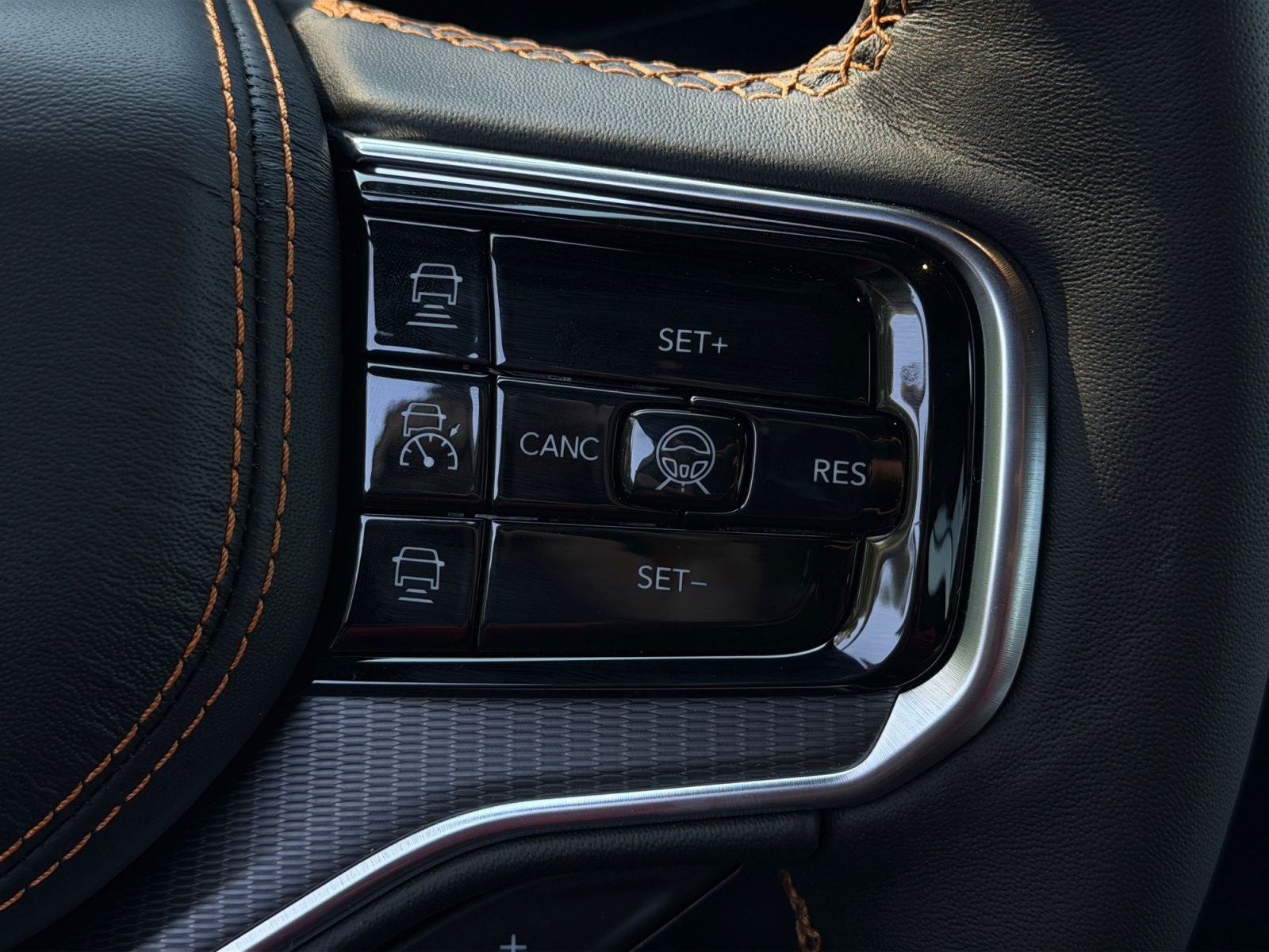 2026 Jeep Grand Wagoneer GRAND WAGONEER SUMMIT RESERVE 4X4