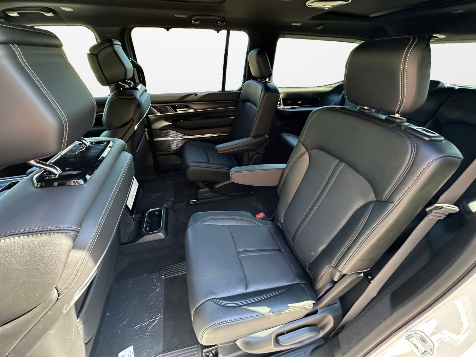 2026 Jeep Grand Wagoneer Summit Obsidian