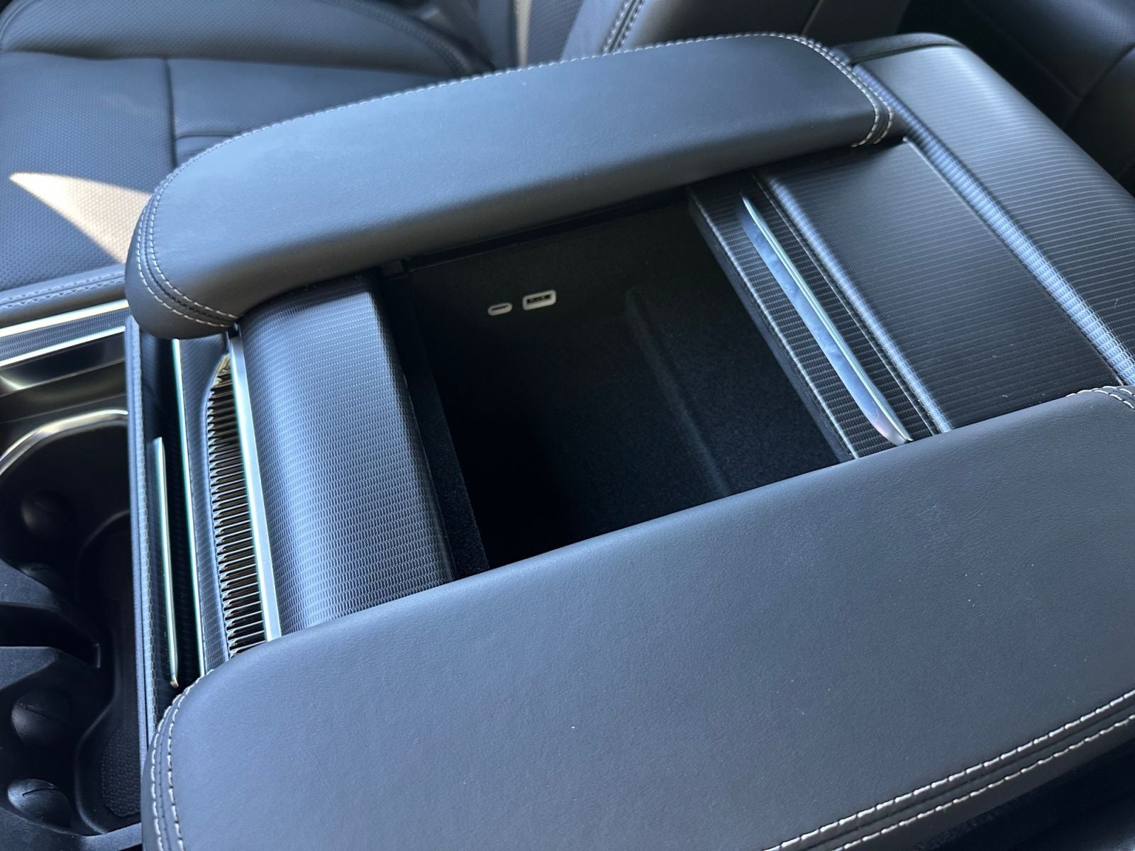 2026 Jeep Grand Wagoneer Summit Obsidian