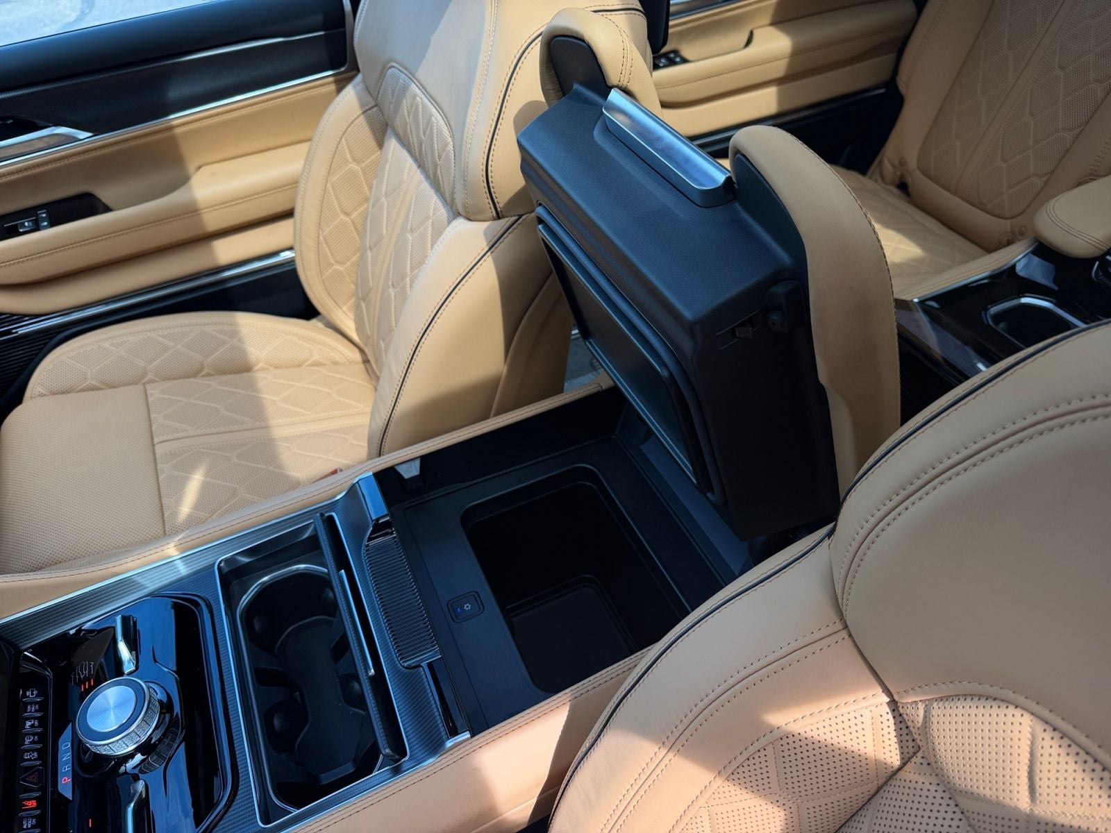 2026 Jeep Grand Wagoneer GRAND WAGONEER SUMMIT RESERVE 4X4