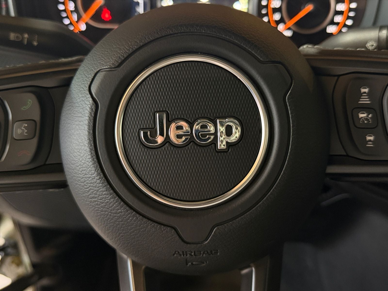 2026 Jeep Gladiator GLADIATOR SHADOW OPS 4X4