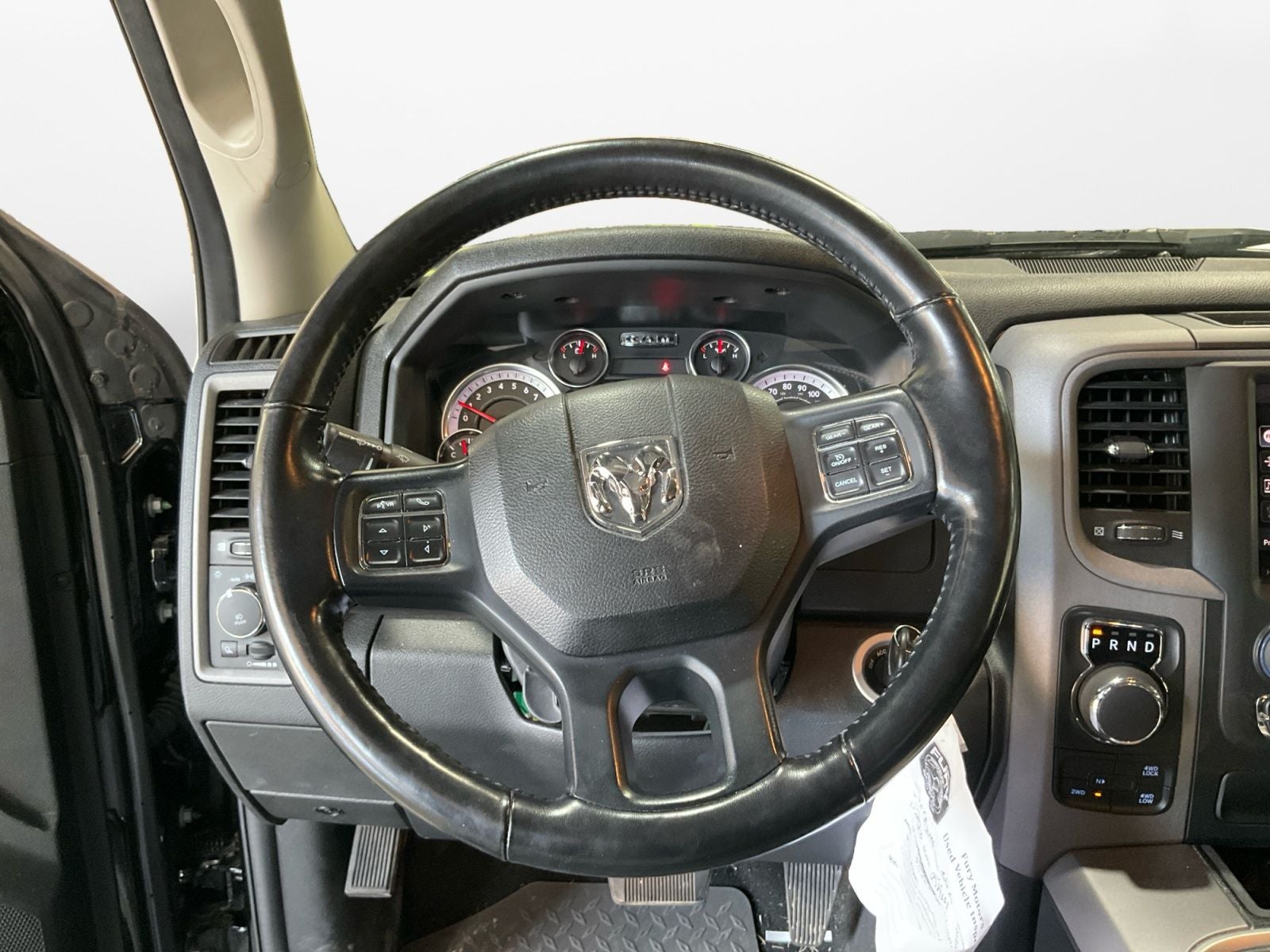 2023 RAM 1500 Classic Express
