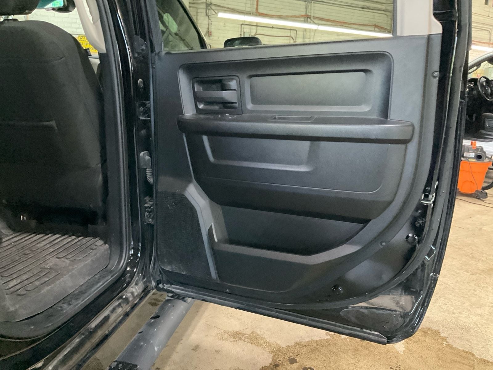 2023 RAM 1500 Classic Express