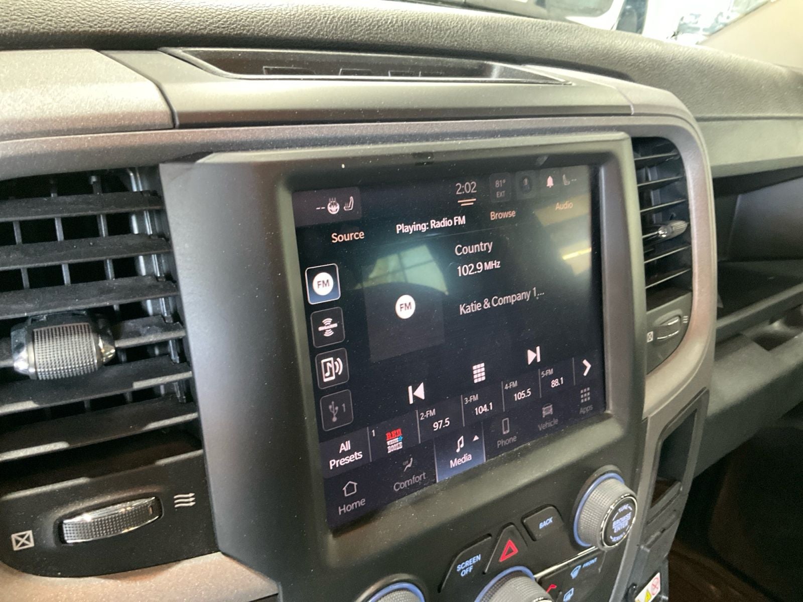 2023 RAM 1500 Classic Express