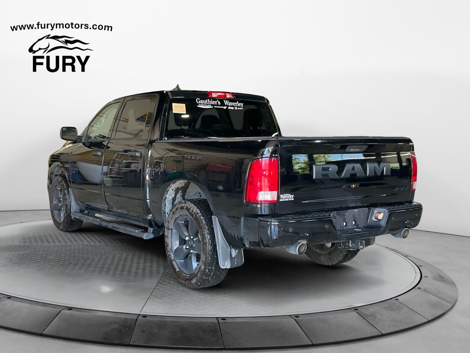 2023 RAM 1500 Classic Express