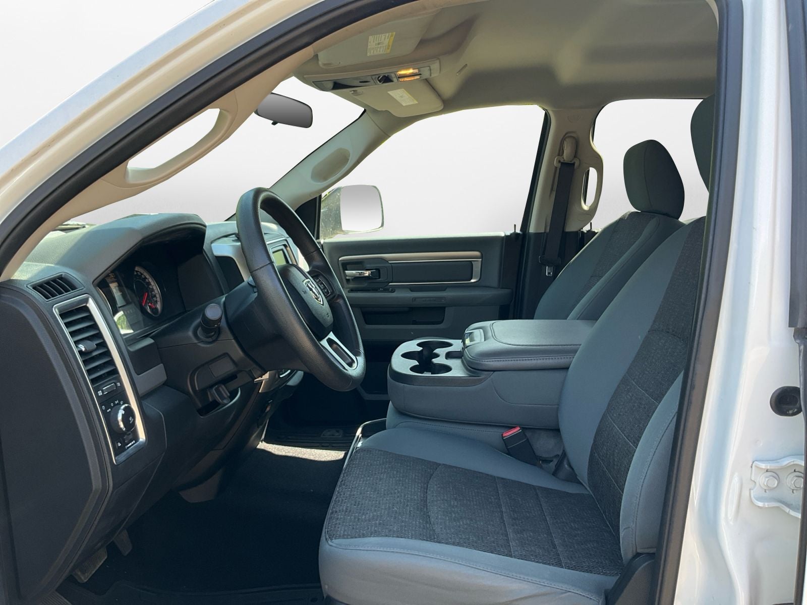2018 RAM 1500 SLT