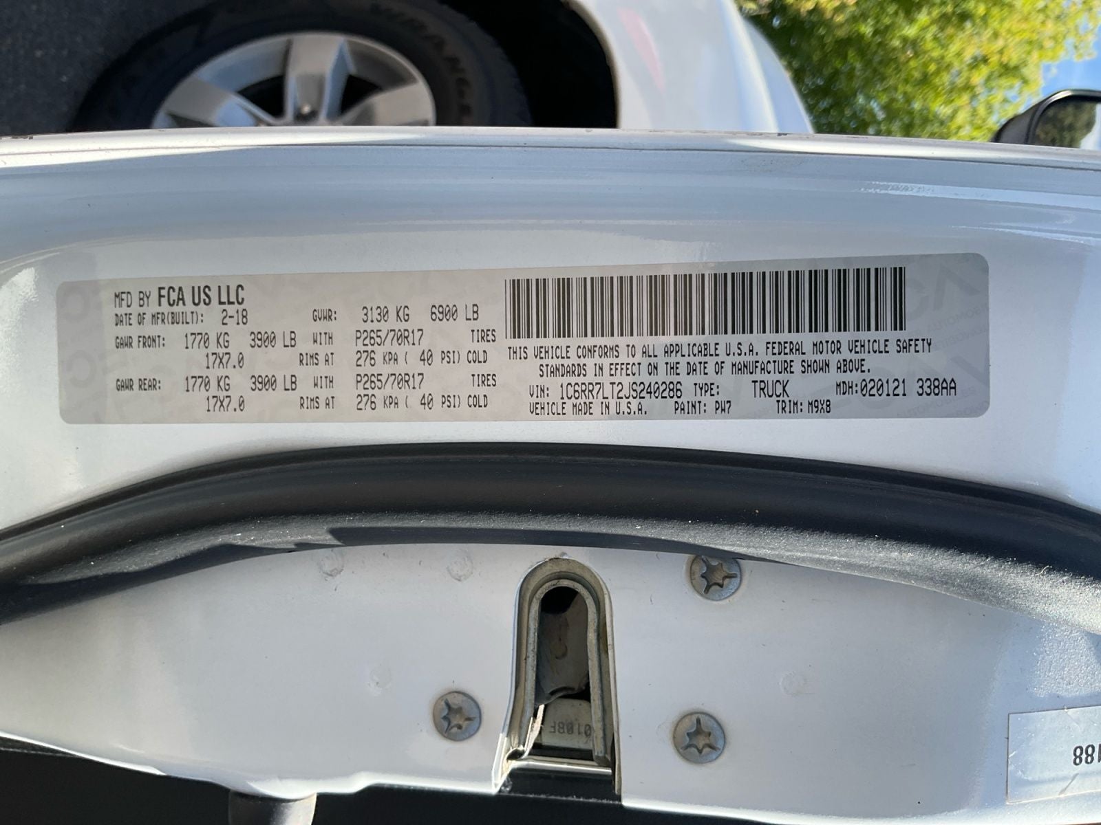 2018 RAM 1500 SLT
