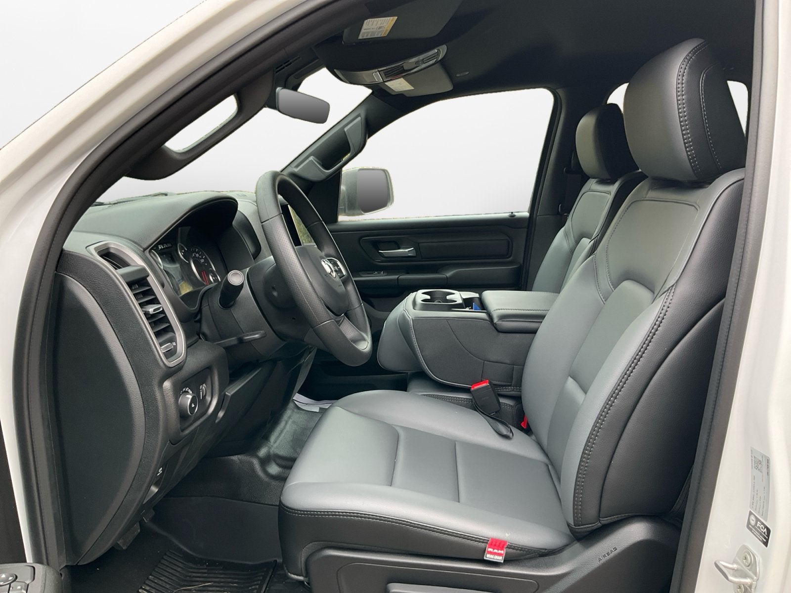 2026 RAM 1500 Tradesman Quad Cab 4x4 6'4' Box