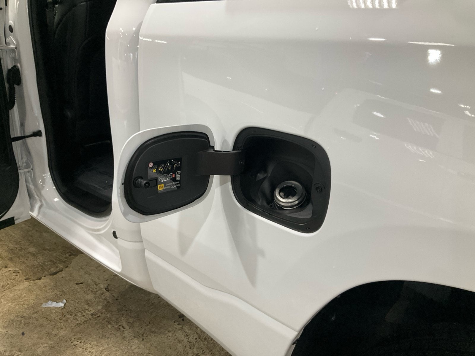 2026 RAM 1500 Tradesman Quad Cab 4x4 6'4' Box