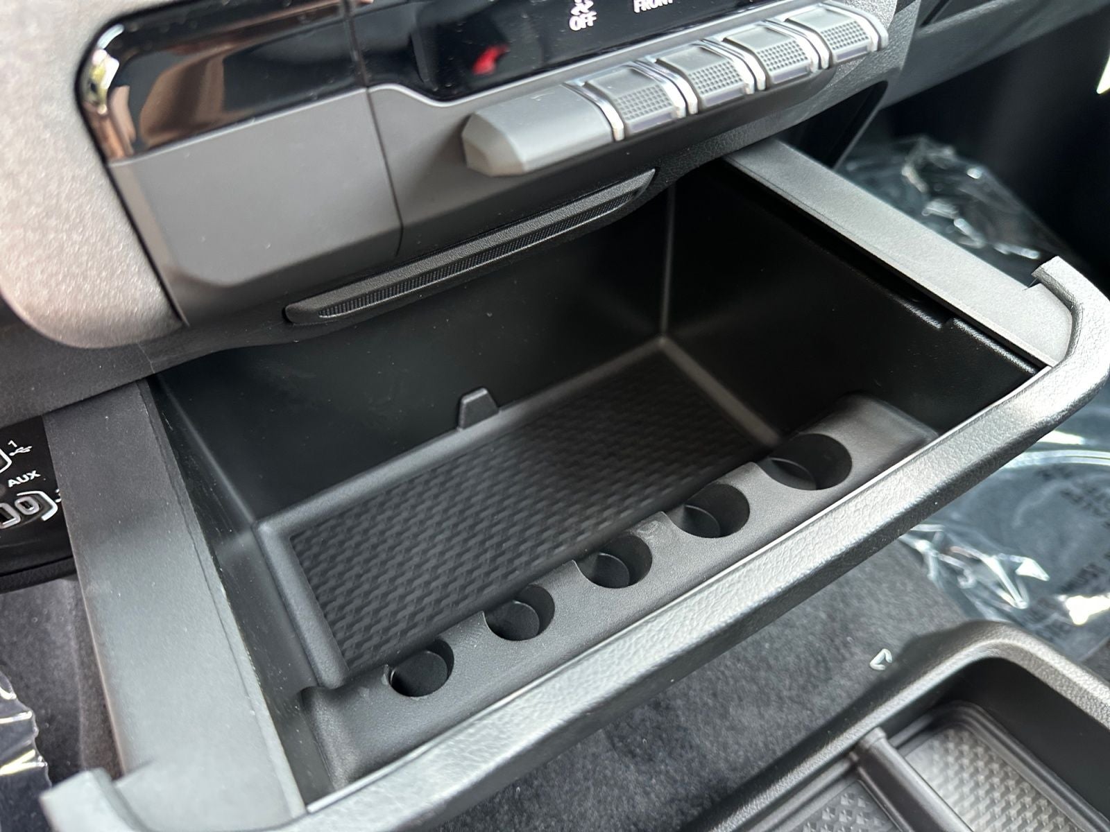 2026 RAM Ram 1500 RAM 1500 TRADESMAN QUAD CAB 4X4 6'4' BOX