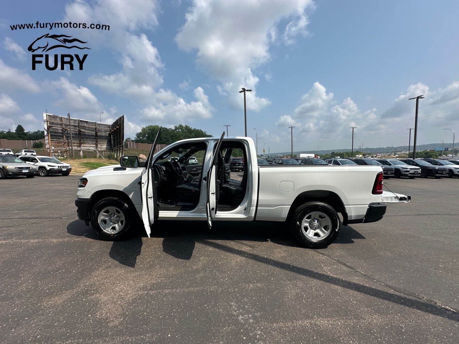 2026 RAM Ram 1500 RAM 1500 TRADESMAN QUAD CAB 4X4 6'4' BOX