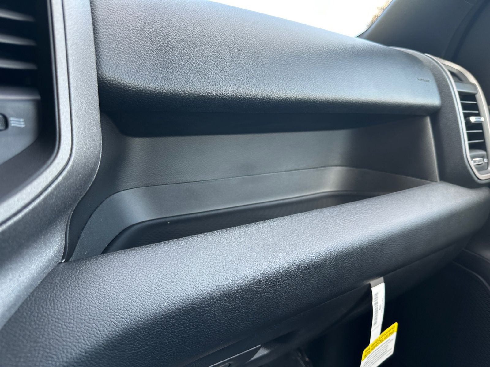 2026 RAM Ram 1500 RAM 1500 TRADESMAN QUAD CAB 4X4 6'4' BOX