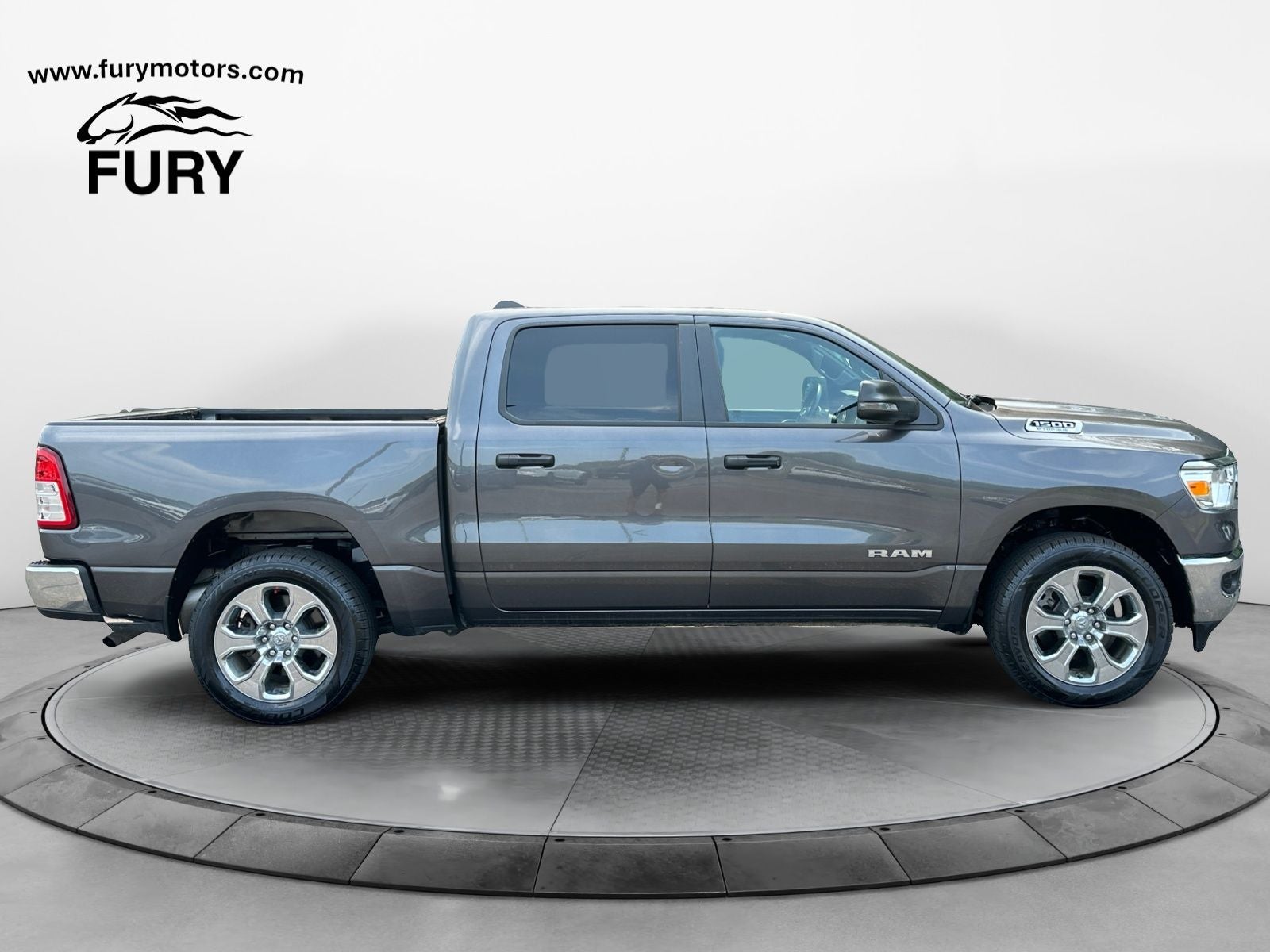 2024 RAM 1500 Big Horn Crew Cab 4x4 5'7' Box