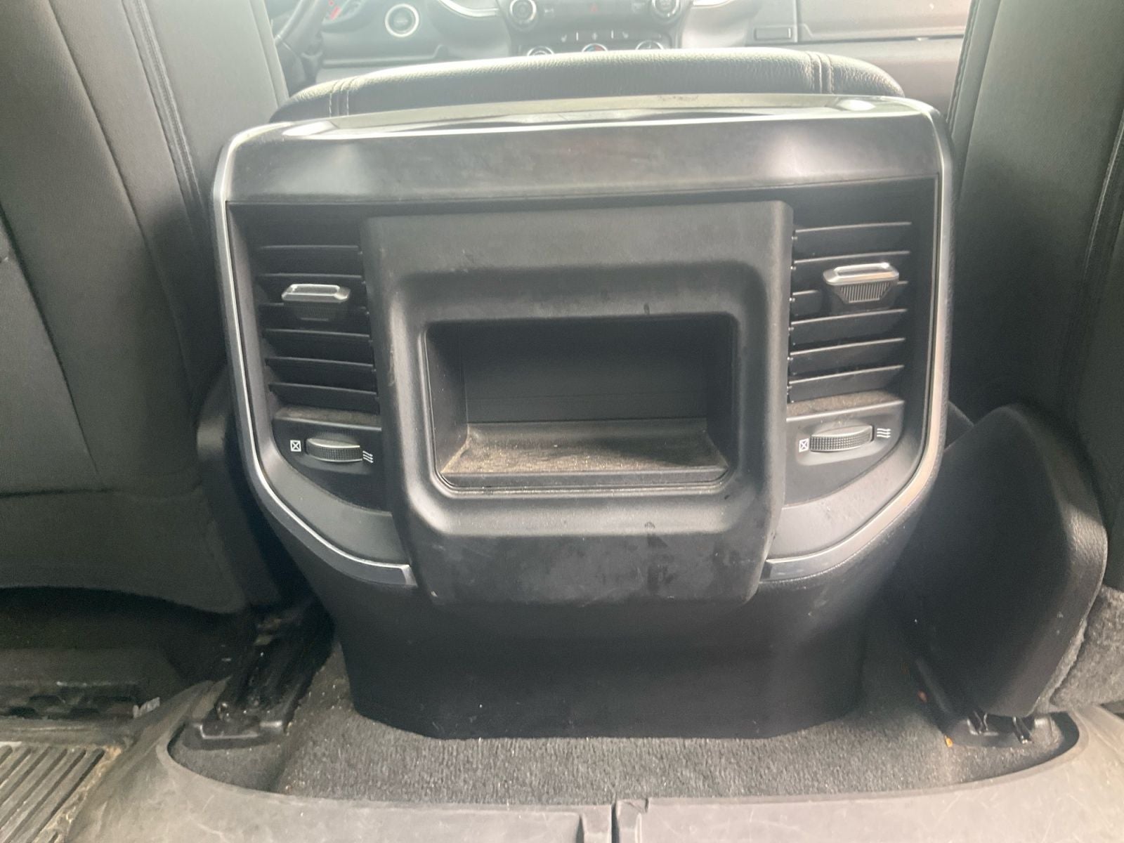 2024 RAM 1500 Big Horn Crew Cab 4x4 5'7' Box