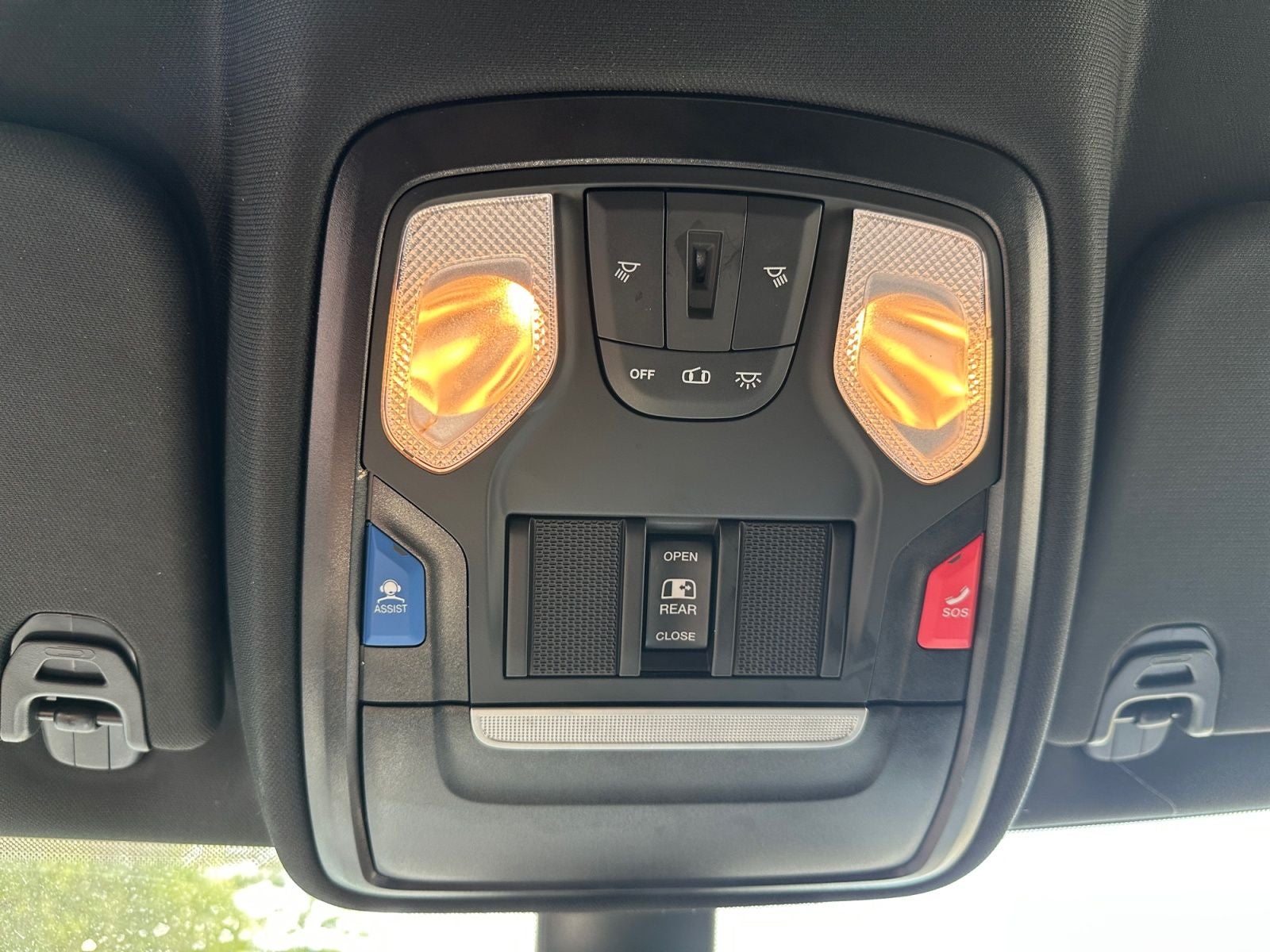 2024 RAM 1500 Big Horn Crew Cab 4x4 5'7' Box
