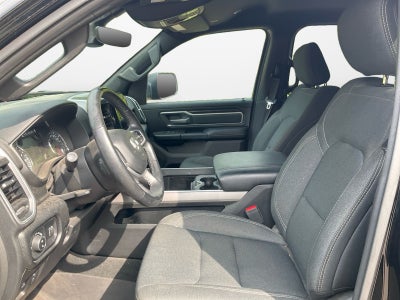 2020 RAM 1500 Big Horn Crew Cab 4x4 5'7' Box